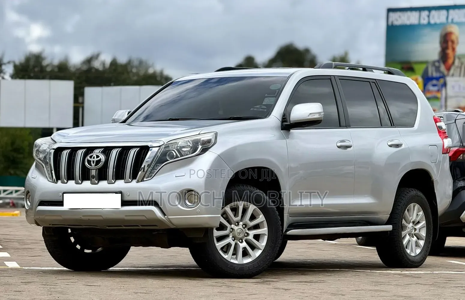 Toyota Land Cruiser Prado 2016 Silver