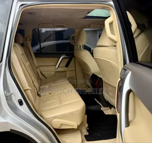 Toyota Land Cruiser Prado 2016 Silver