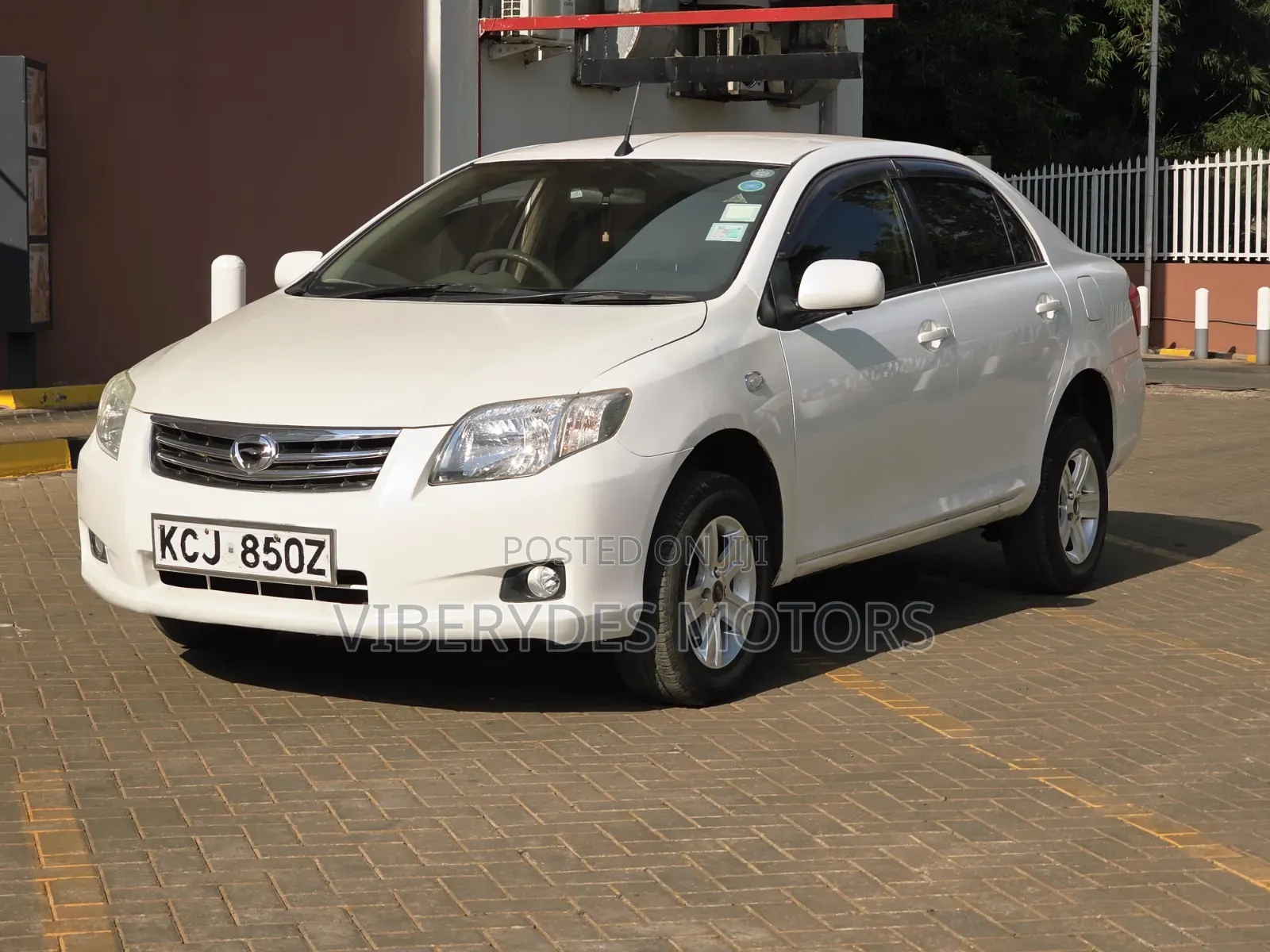Toyota Axio 2009 White