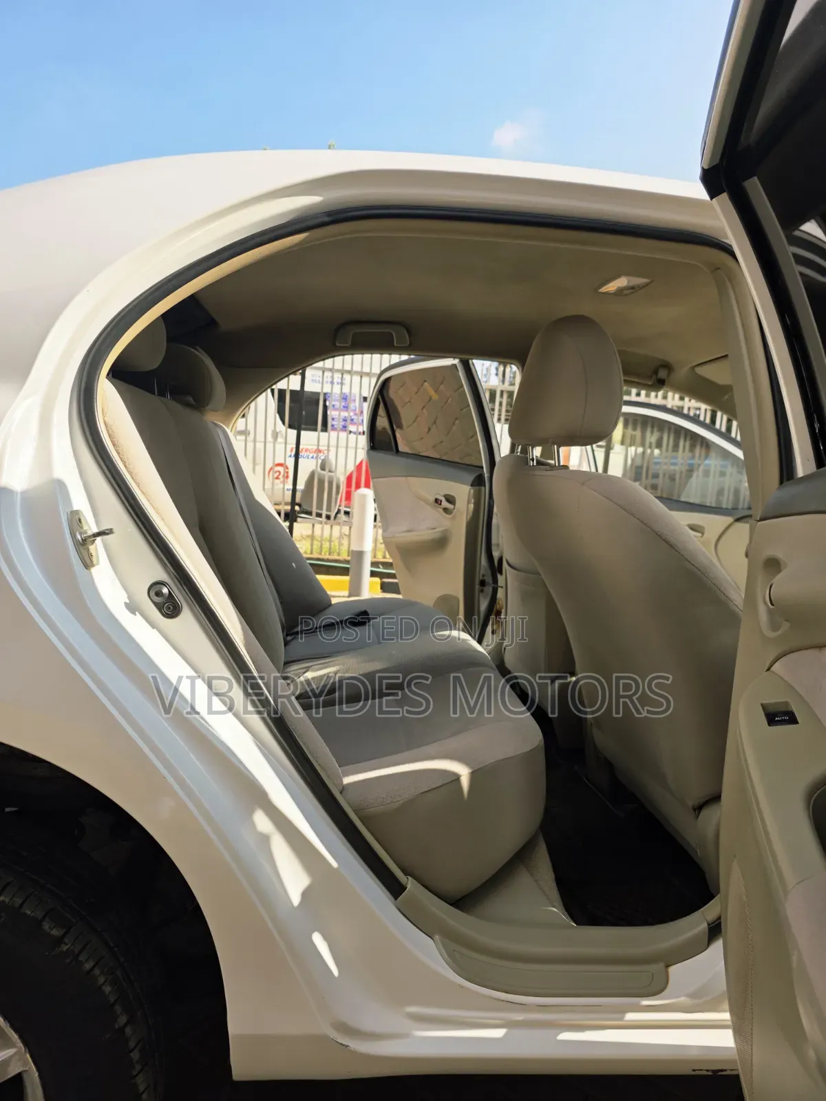 Toyota Axio 2009 White