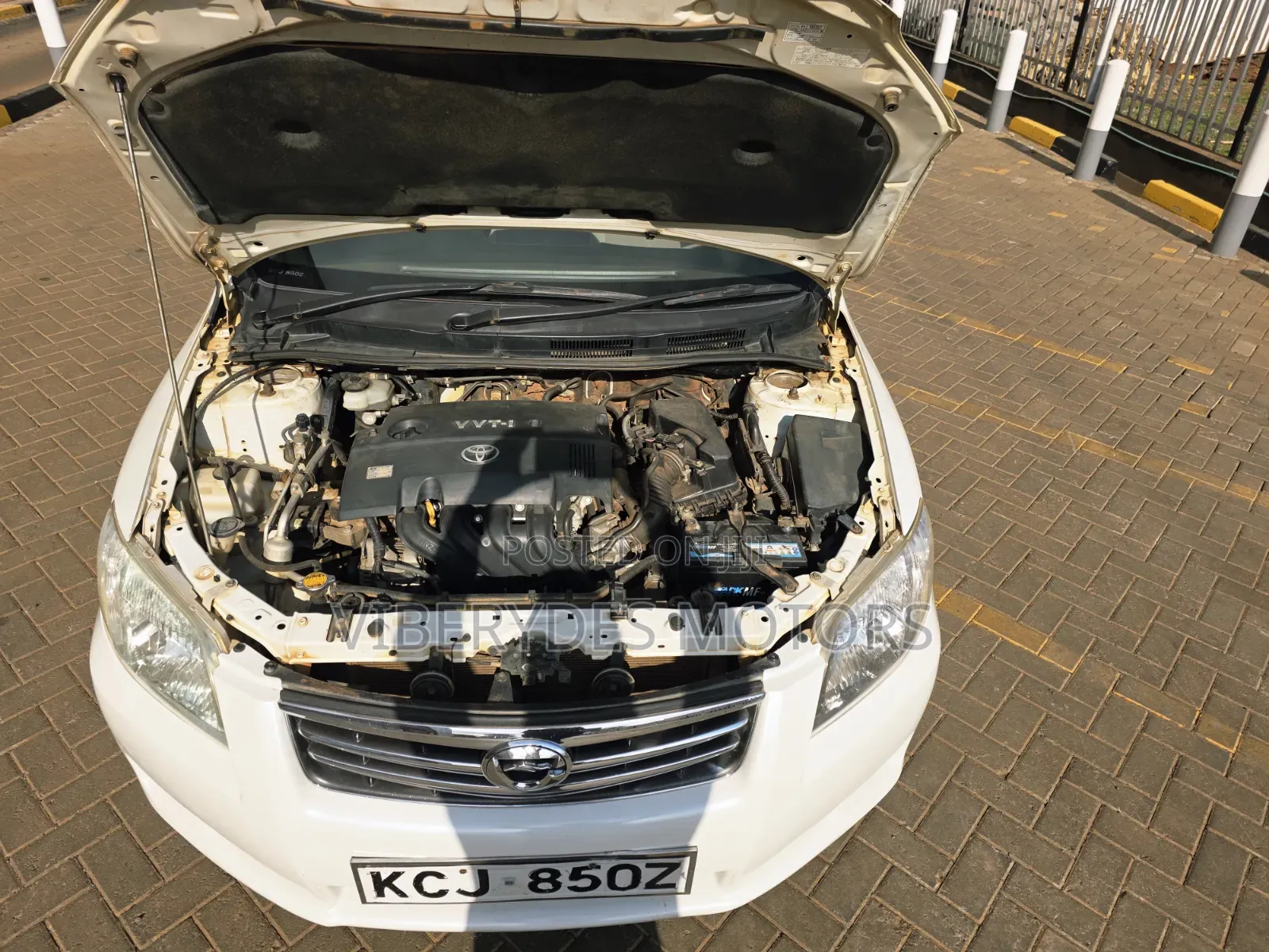 Toyota Axio 2009 White