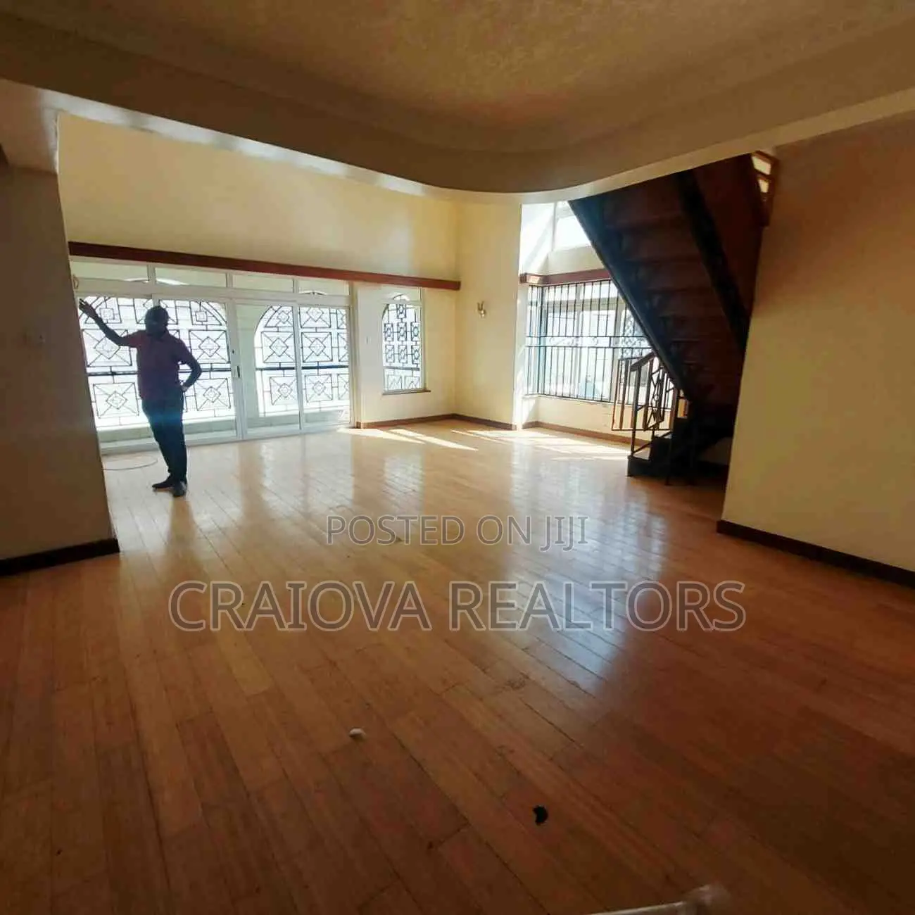 4bdrm Duplex in Hurlingham for rent