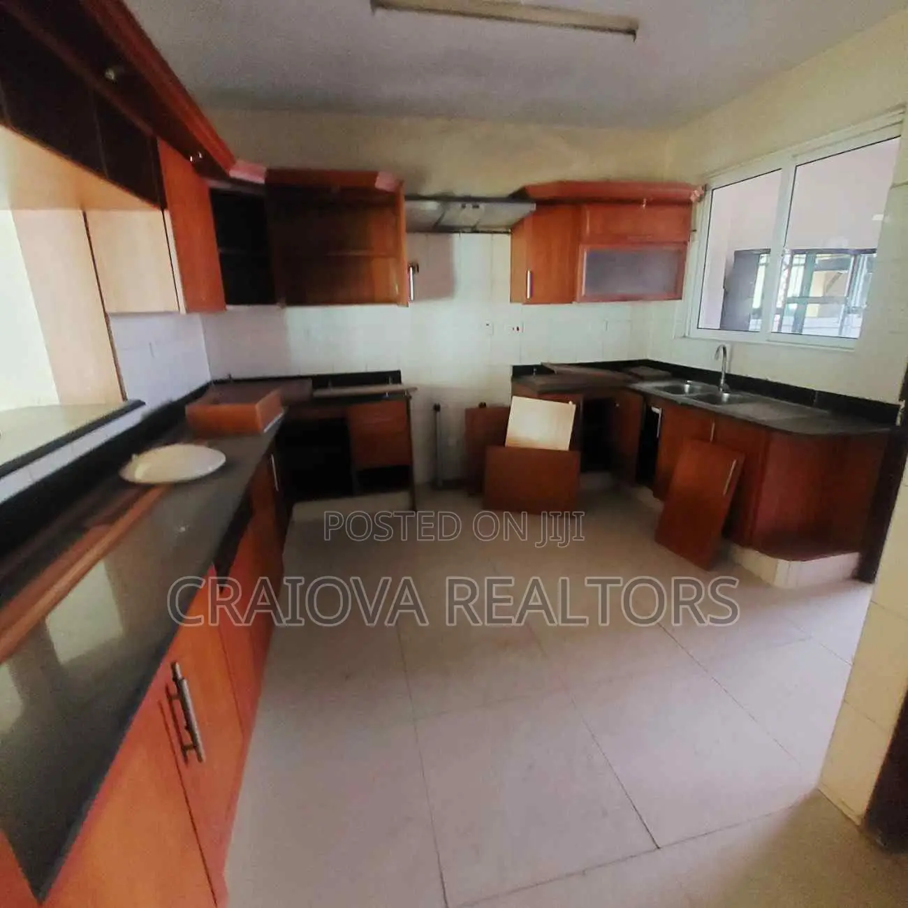 4bdrm Duplex in Hurlingham for rent