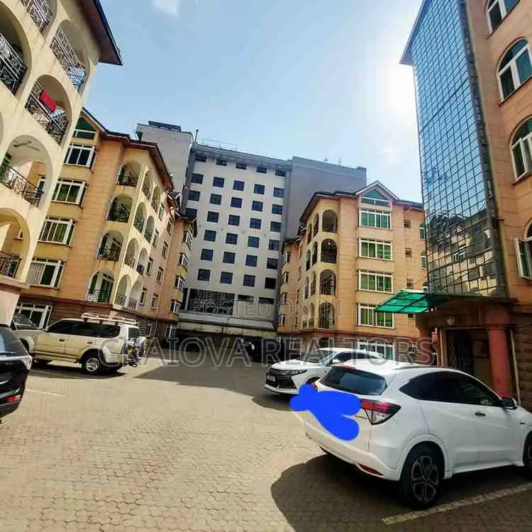 4bdrm Duplex in Hurlingham for rent