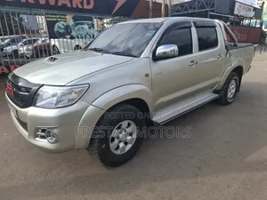 Toyota Hilux 2007 Silver