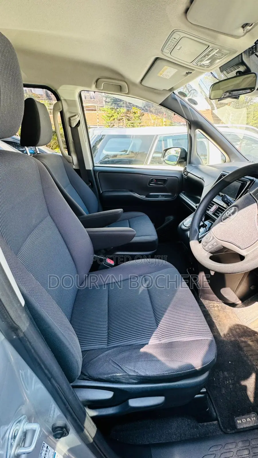 Toyota Noah 2.0 AWD (7 Seater) 2019 Silver