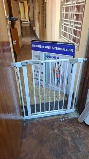 Adjustable Baby Gate for Stairs Doors