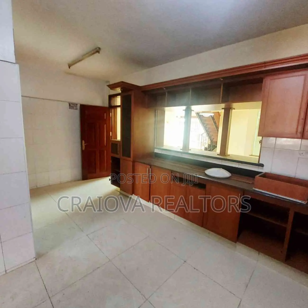4bdrm Duplex in Hurlingham for rent