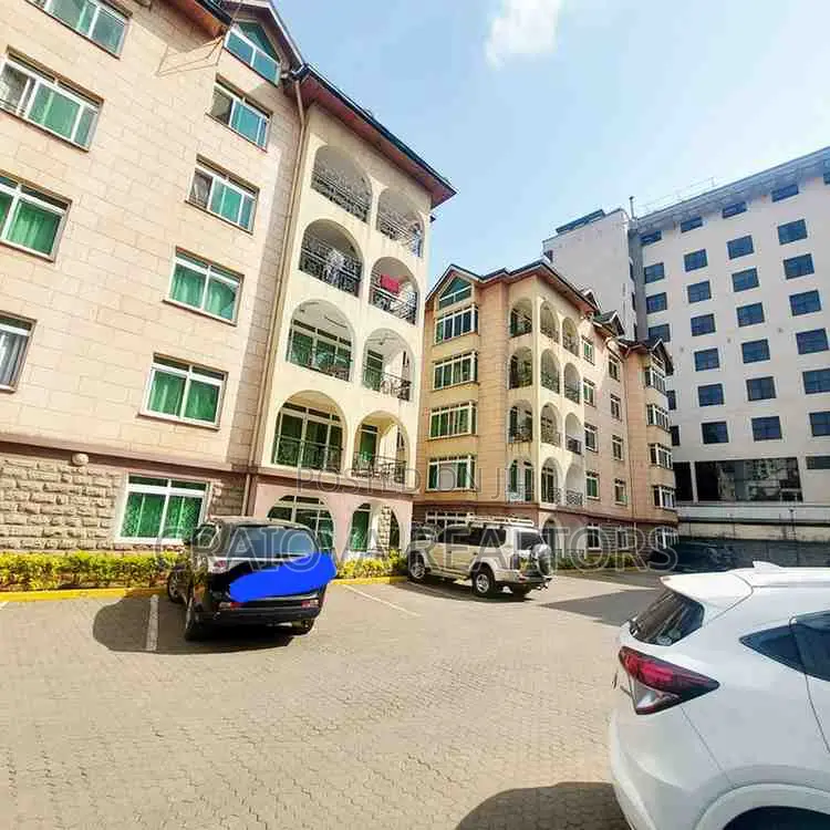 4bdrm Duplex in Hurlingham for rent