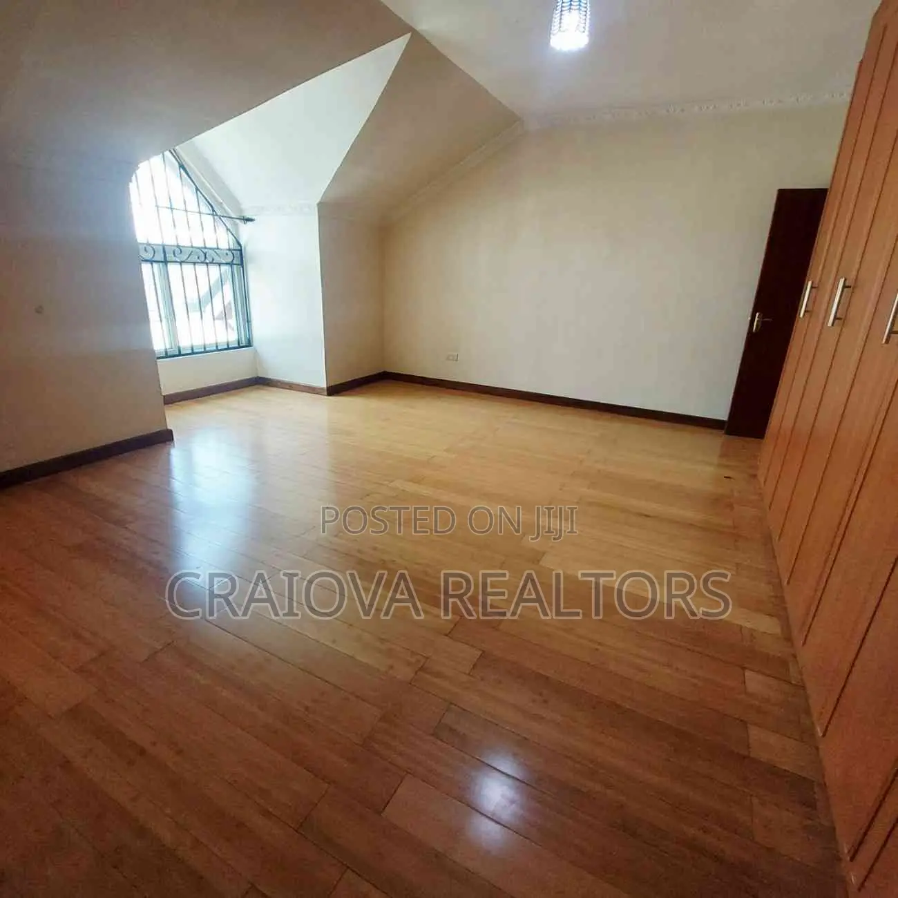 4bdrm Duplex in Hurlingham for rent
