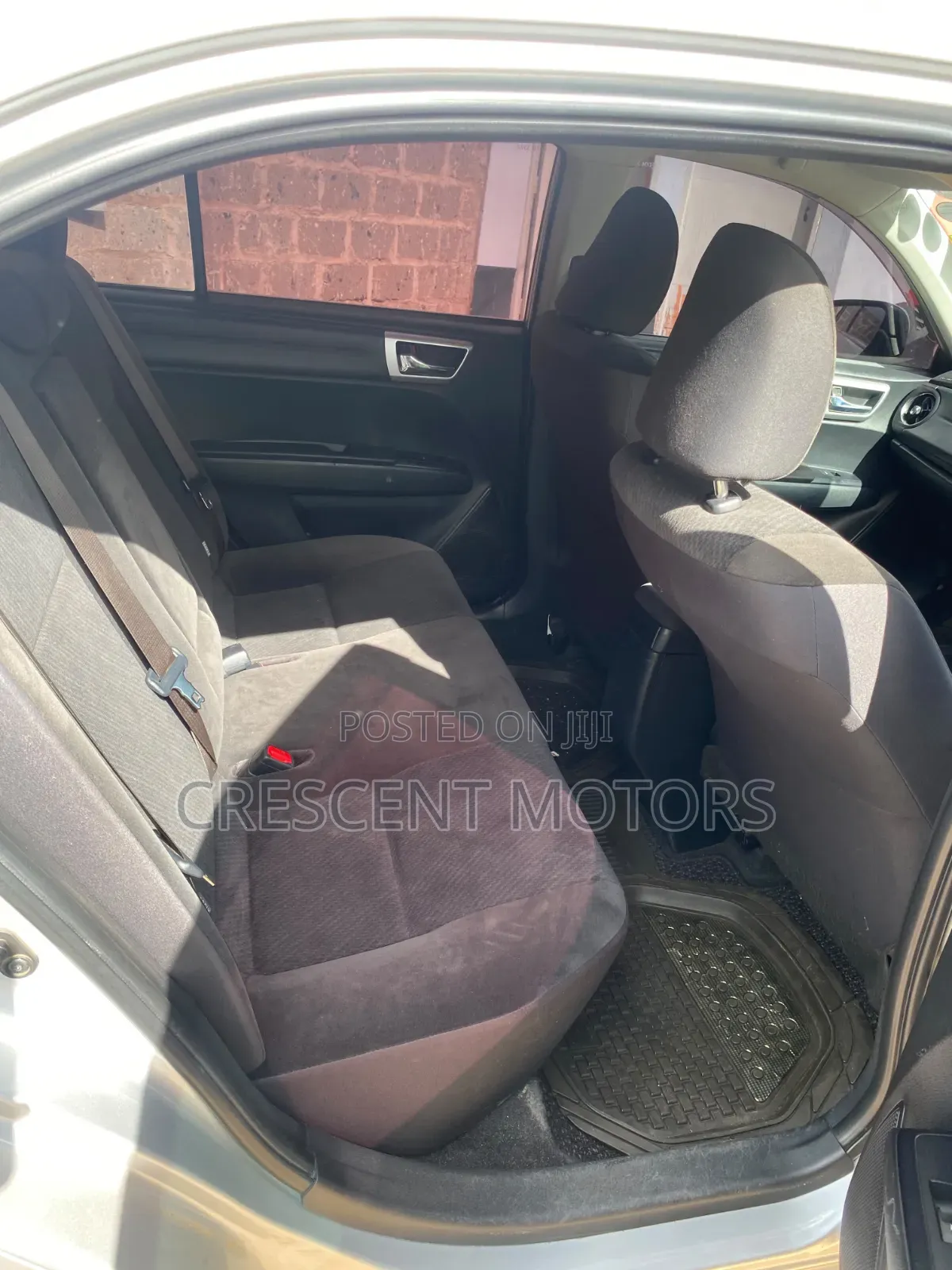 Toyota Axio 2017 Silver