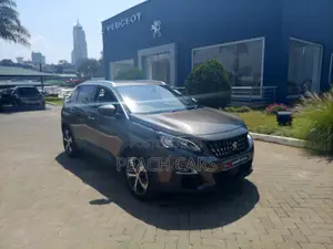 Peugeot 3008 2018 Green