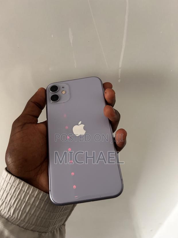 Apple iPhone 11 64 GB Purple - main view