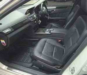 Mercedes-Benz E300 2009 White