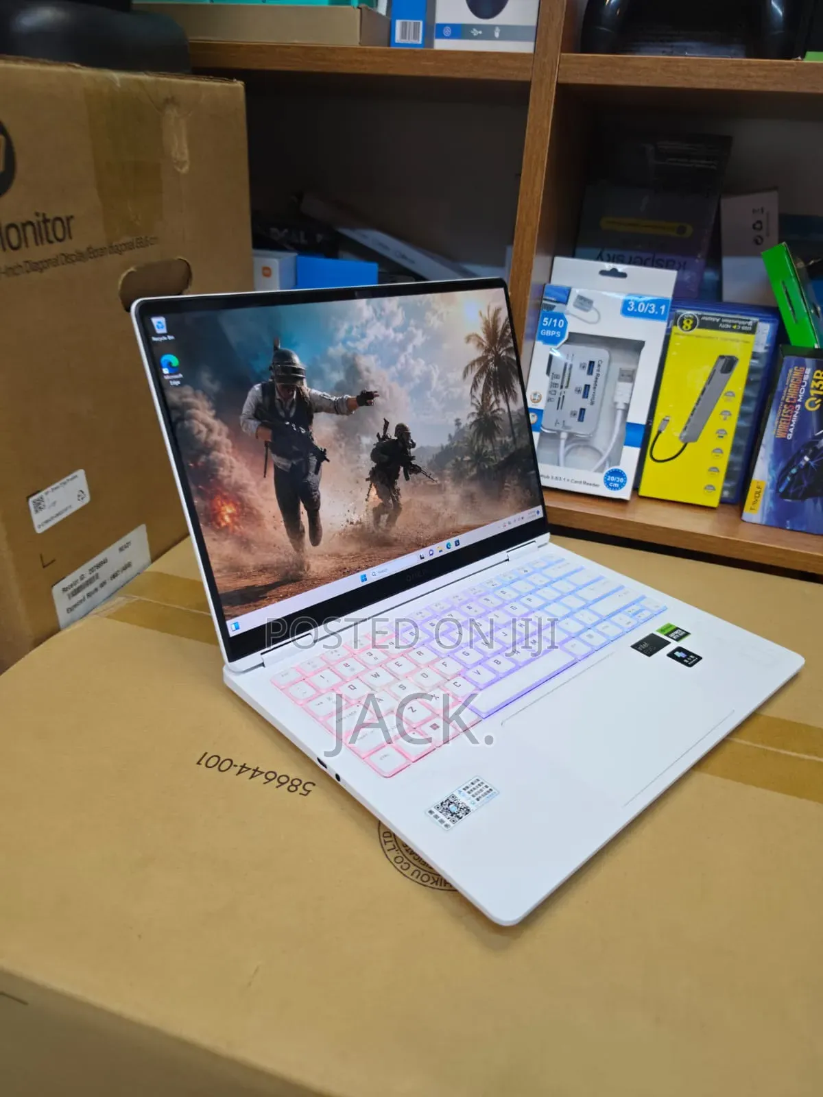 Laptop HP Omen Transcend 14-fb0023dx 32GB Intel Core Ultra 9 SSD 1T