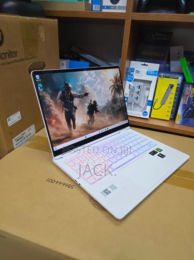 Laptop HP Omen Transcend 14-fb0023dx 32GB Intel Core Ultra 9 SSD 1T - thumbnail 3