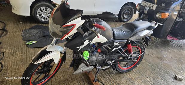 TVS Apache 180 RTR 2016 Gray - thumbnail 4