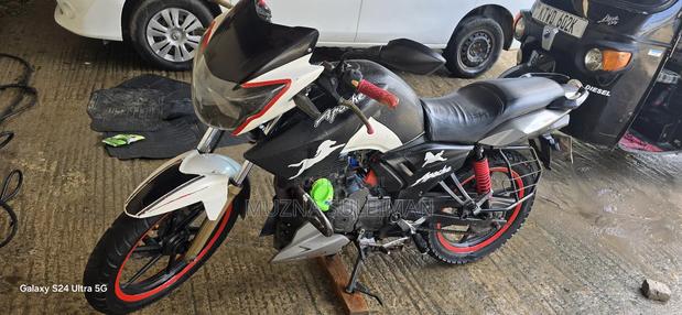 TVS Apache 180 RTR 2016 Gray - thumbnail 5