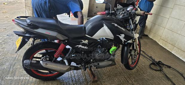 TVS Apache 180 RTR 2016 Gray - thumbnail 10