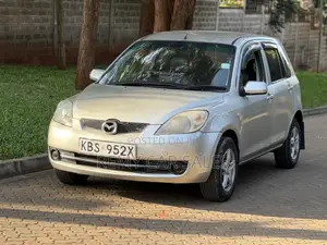 Mazda Demio 2003 Silver