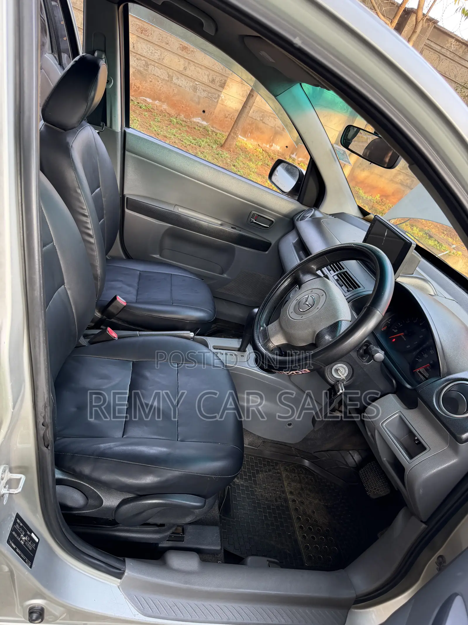 Mazda Demio 2003 Silver