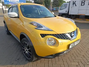 Nissan Juke 2018 Yellow