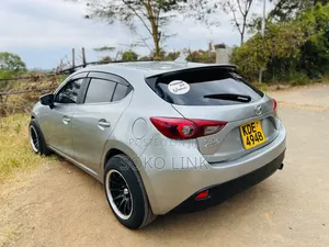 Mazda Axela SV Premium 2014 Silver