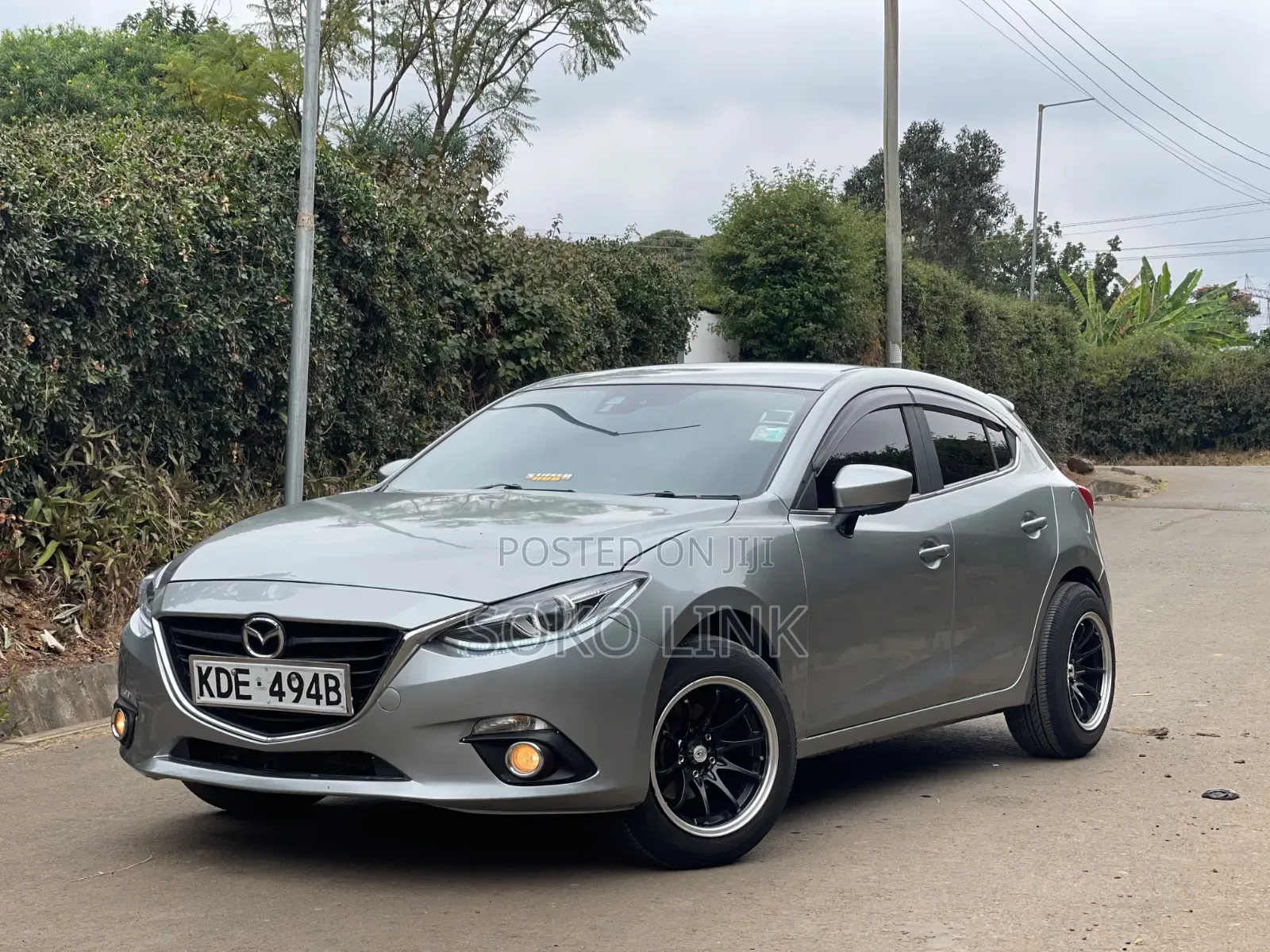 Mazda Axela SV Premium 2014 Silver