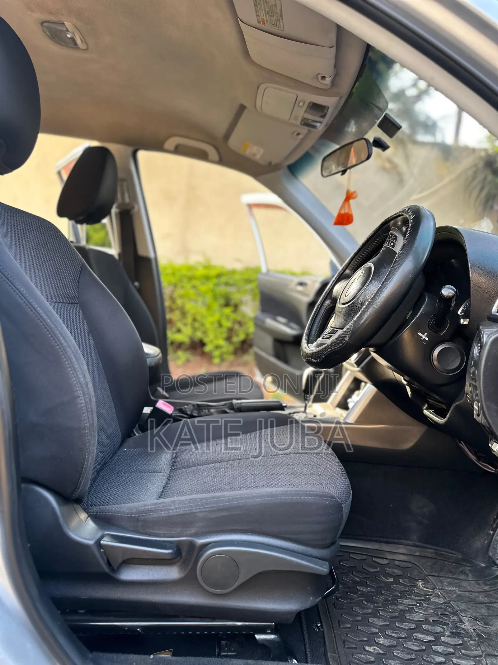 Subaru Forester 2011 Silver