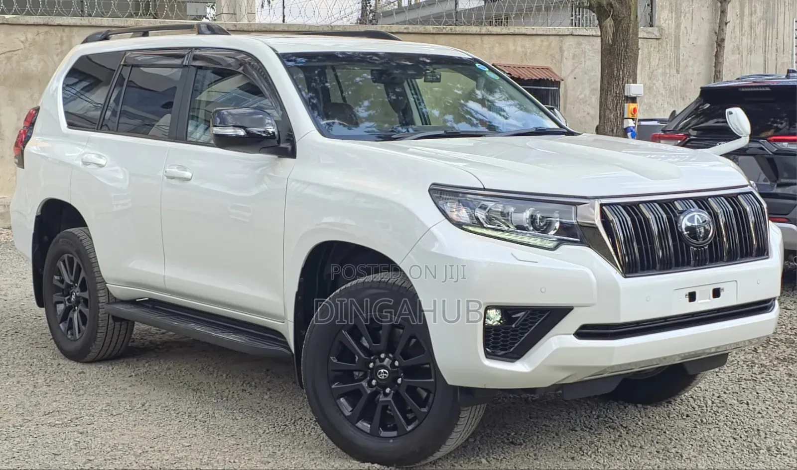 Toyota Land Cruiser Prado 2021 White