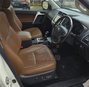 Toyota Land Cruiser Prado 2021 White