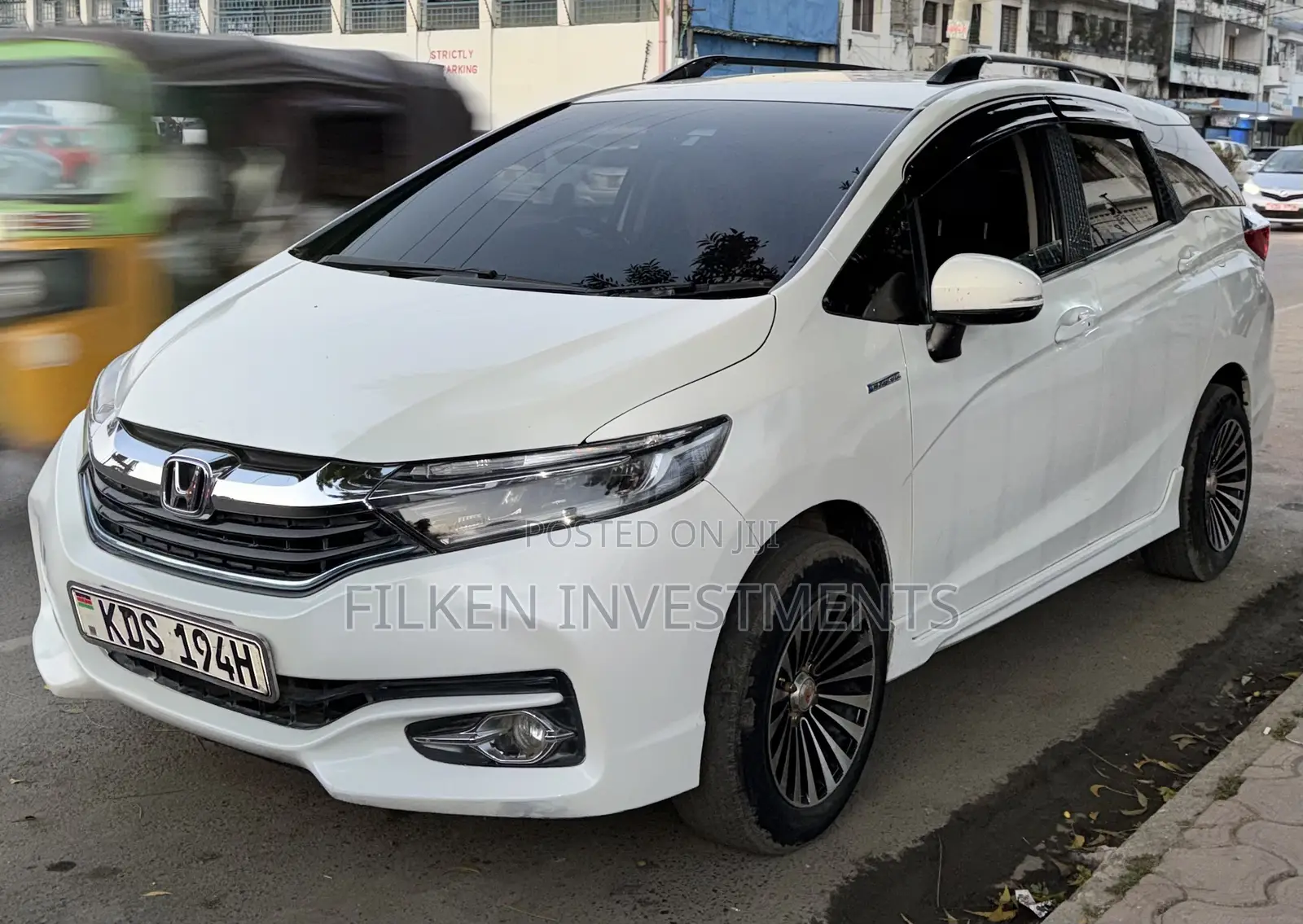 Honda Fit Shuttle 1.5 Hybrid 2WD 2017 White