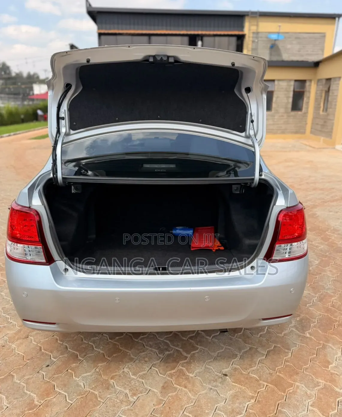 Toyota Axio 2013 Silver