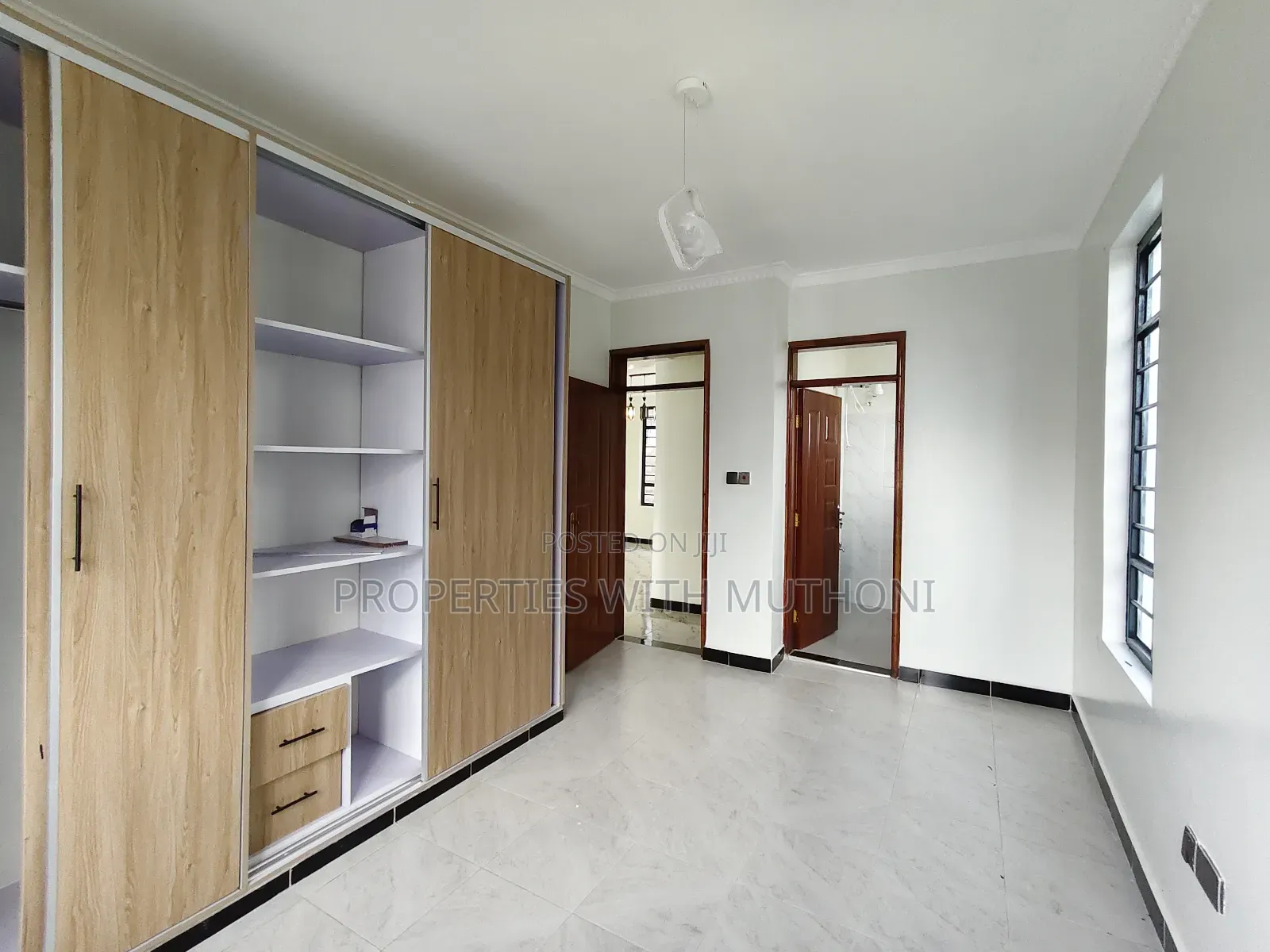 4bdrm Bungalow in Matasia for sale