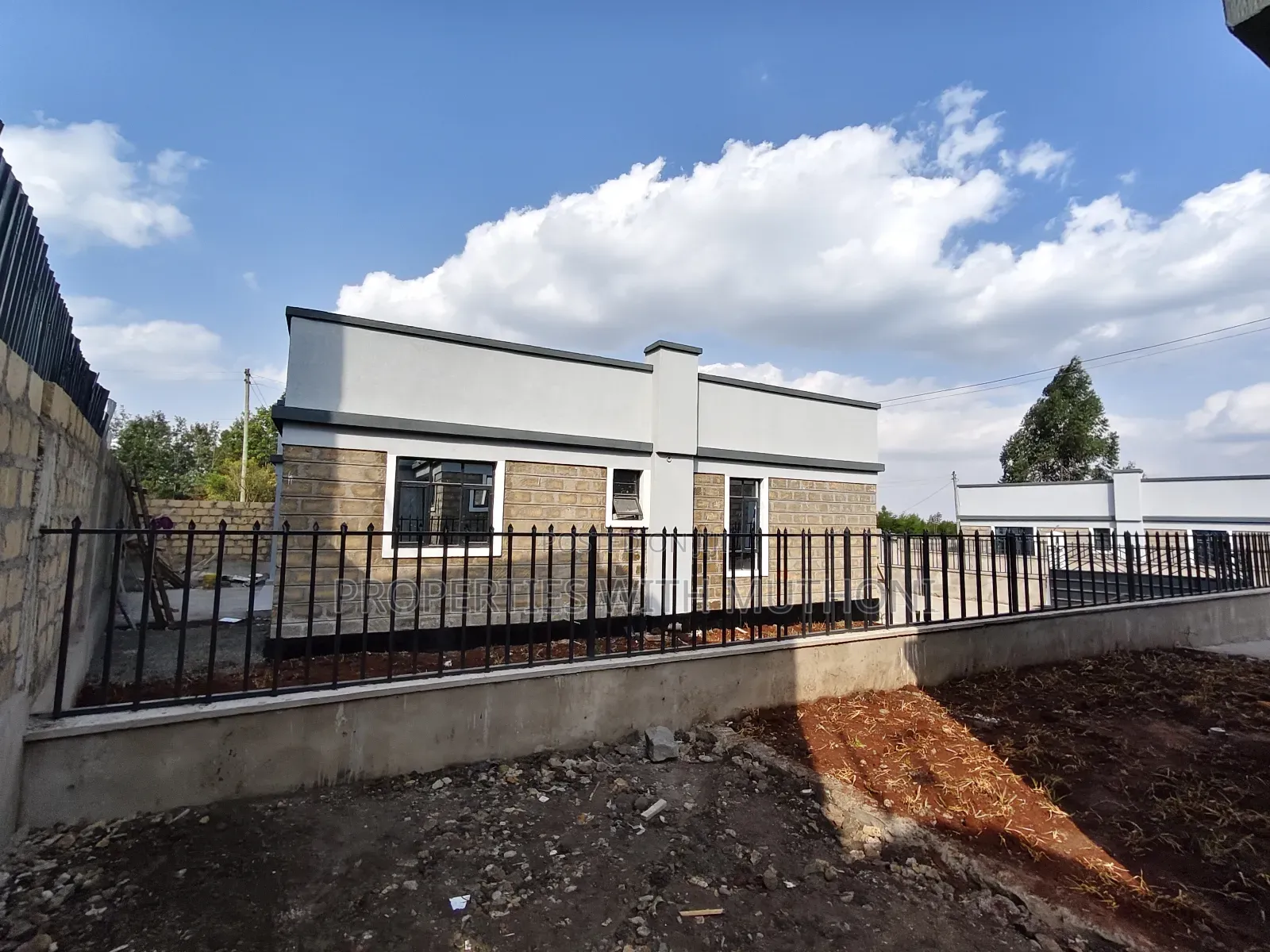 4bdrm Bungalow in Matasia for sale