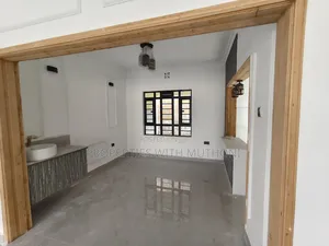 5bdrm Bungalow in Matasia for sale