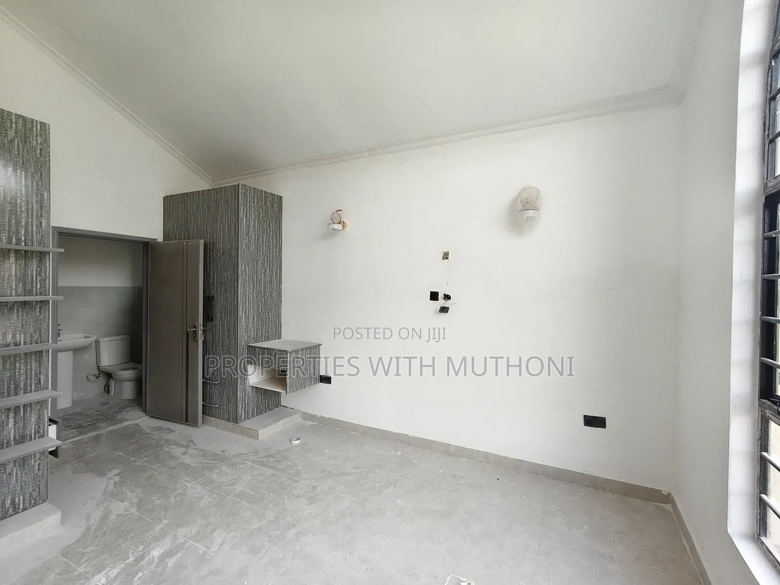 5bdrm Bungalow in Matasia for sale