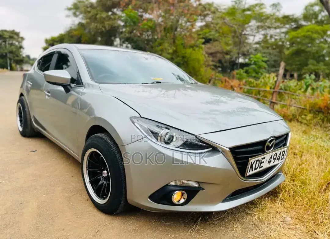 Mazda Axela SV Premium 2014 Silver