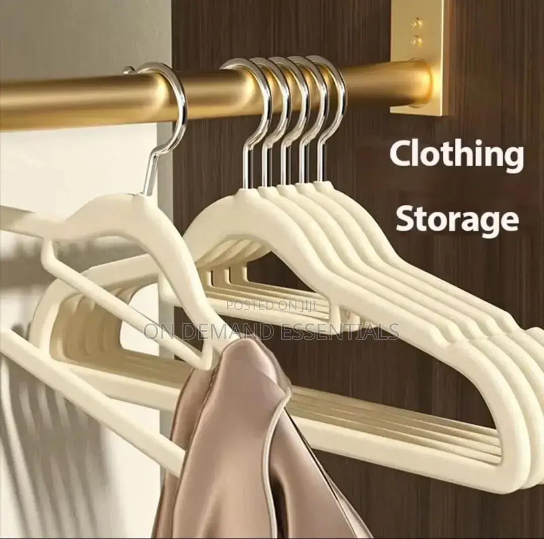 10 PCS Velvet Non-Slip Hangers With Tie Bar