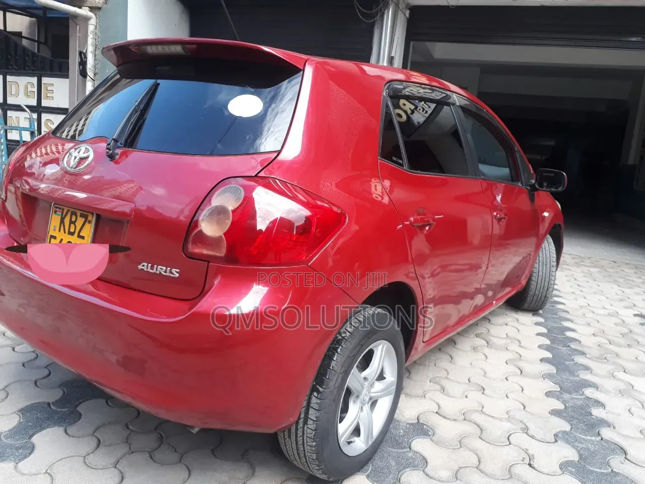 Toyota Auris 2008 Red