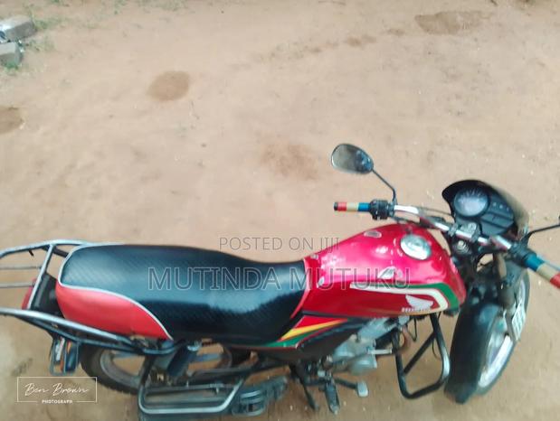 Honda CBR 2020 Red - thumbnail 3