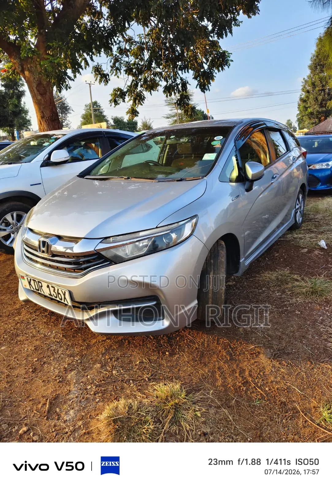 Honda Fit Shuttle 1.5 Hybrid 2WD 2016 Silver