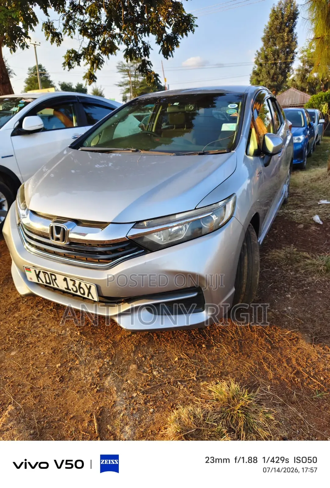 Honda Fit Shuttle 1.5 Hybrid 2WD 2016 Silver