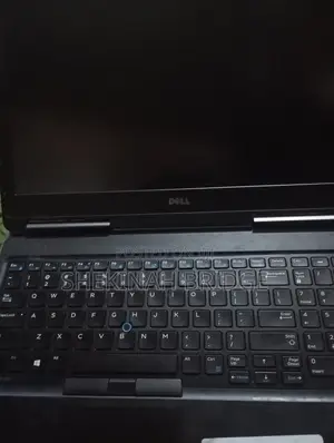 Laptop Dell Precision 7520 20GB Intel Core i7 SSD 500GB