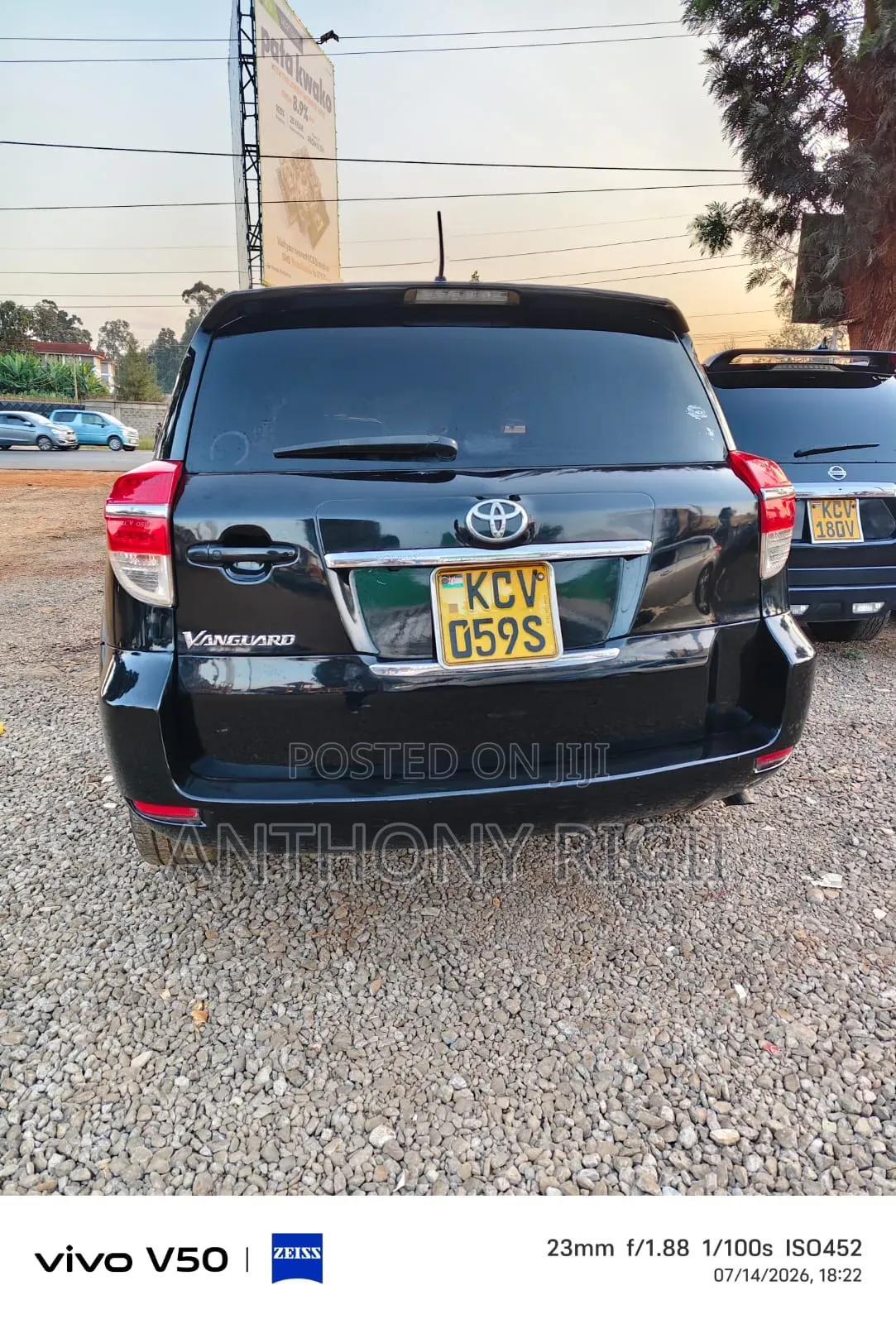Toyota Vanguard 2012 Black