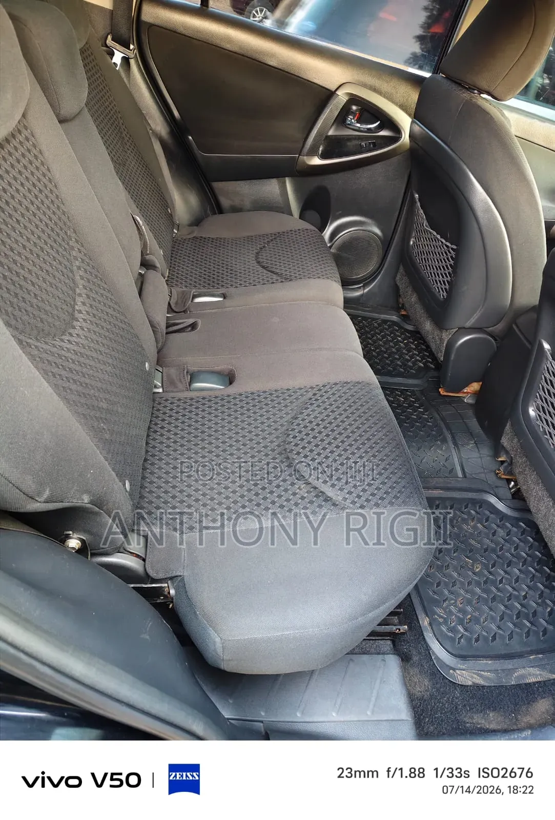 Toyota Vanguard 2012 Black