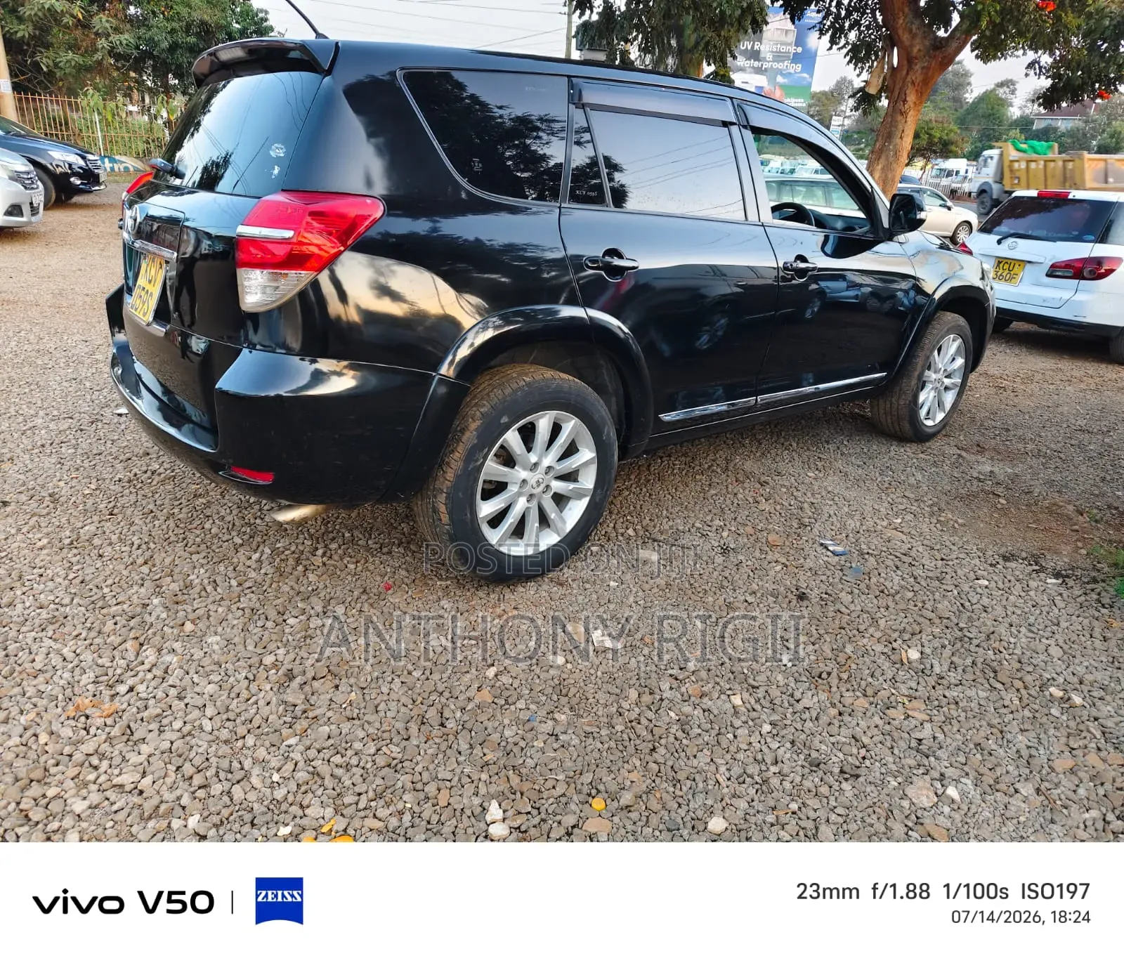 Toyota Vanguard 2012 Black