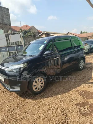 Toyota Spade 2017 Black