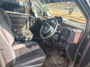 Toyota Spade 2017 Black