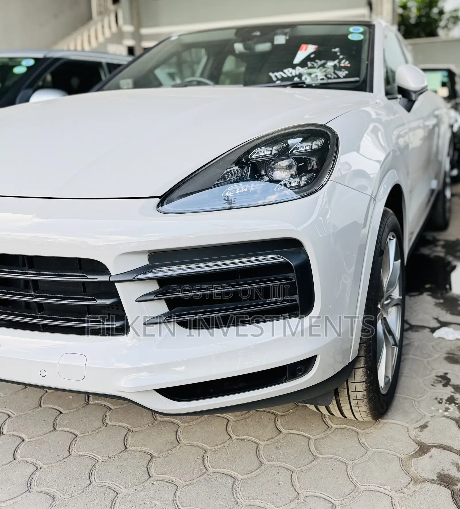 Porsche Cayenne 2021 White